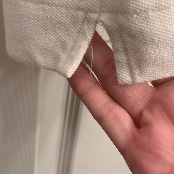 Liz Claiborne white tank top size medium - Picture 3 of 6